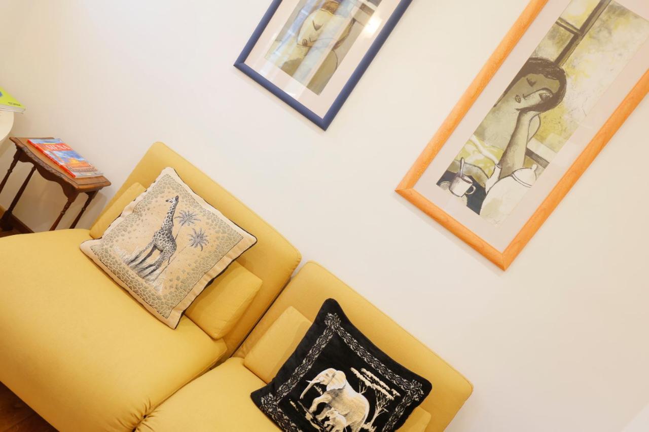 Siena Uptown - Sabrina'S Cozy Apartment Eksteriør billede