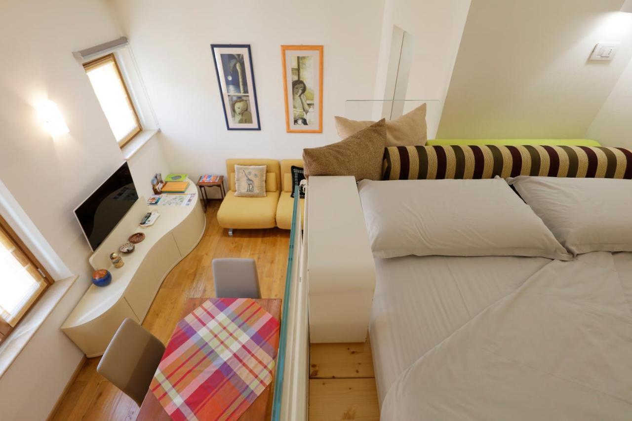 Siena Uptown - Sabrina'S Cozy Apartment Eksteriør billede