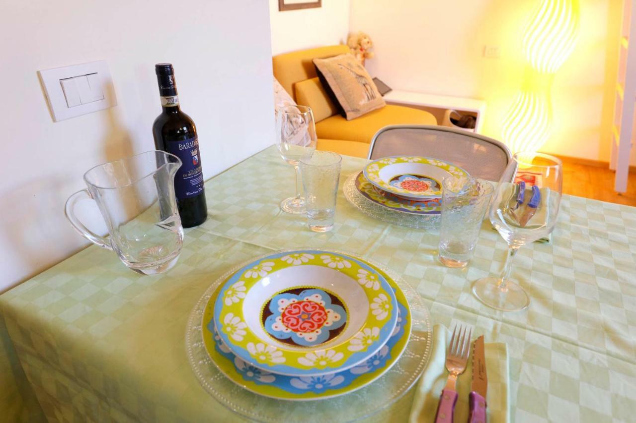 Siena Uptown - Sabrina'S Cozy Apartment Eksteriør billede